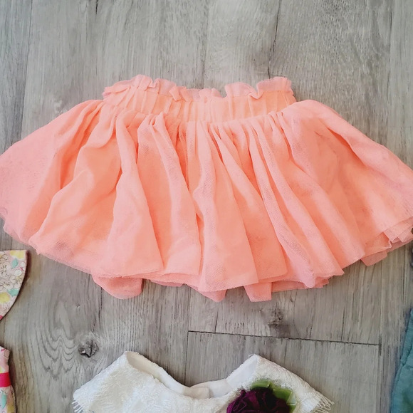 💚5/$25 3-6 Month Baby Girl Lot of 4 Items Dress Rompers & Tutu Skirt - Picture 5 of 9